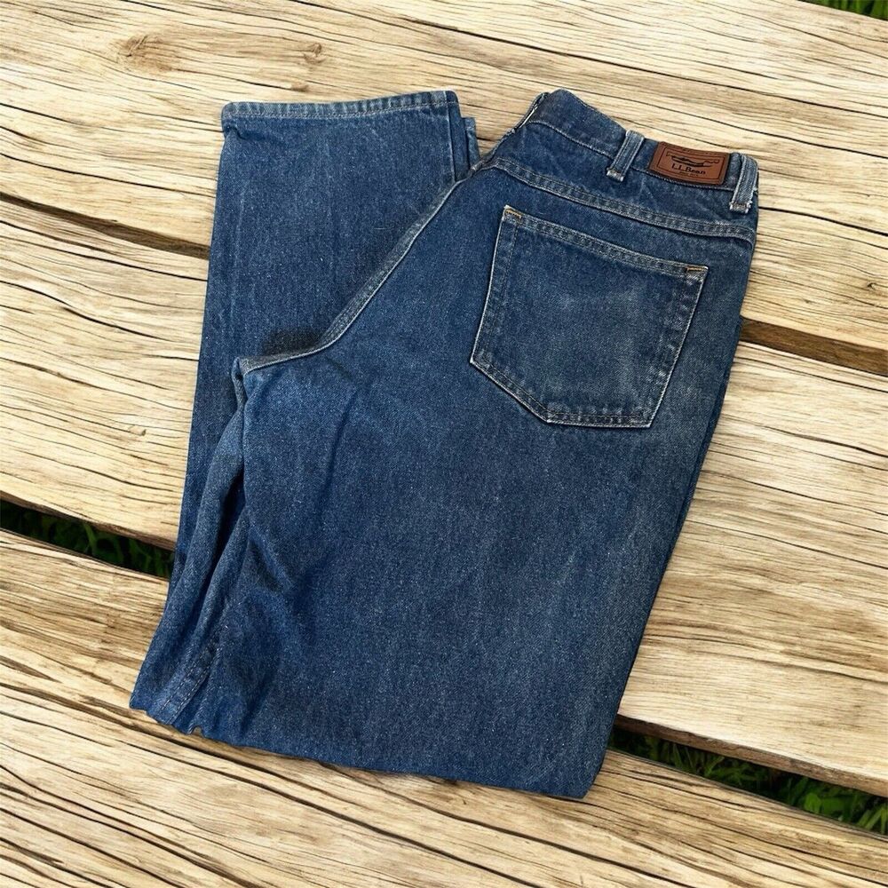 LL Bean Jeans Classic Fit Men's Size 35x32 Mid Rise Straight‎ Leg Blue Denim